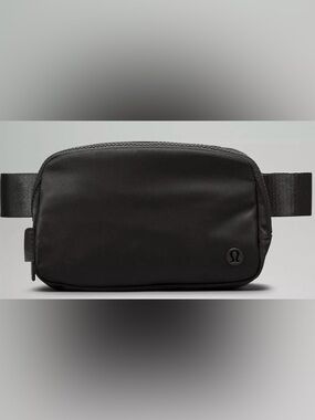 Lulu Lemon Athleta Everyday Crossbody Bag